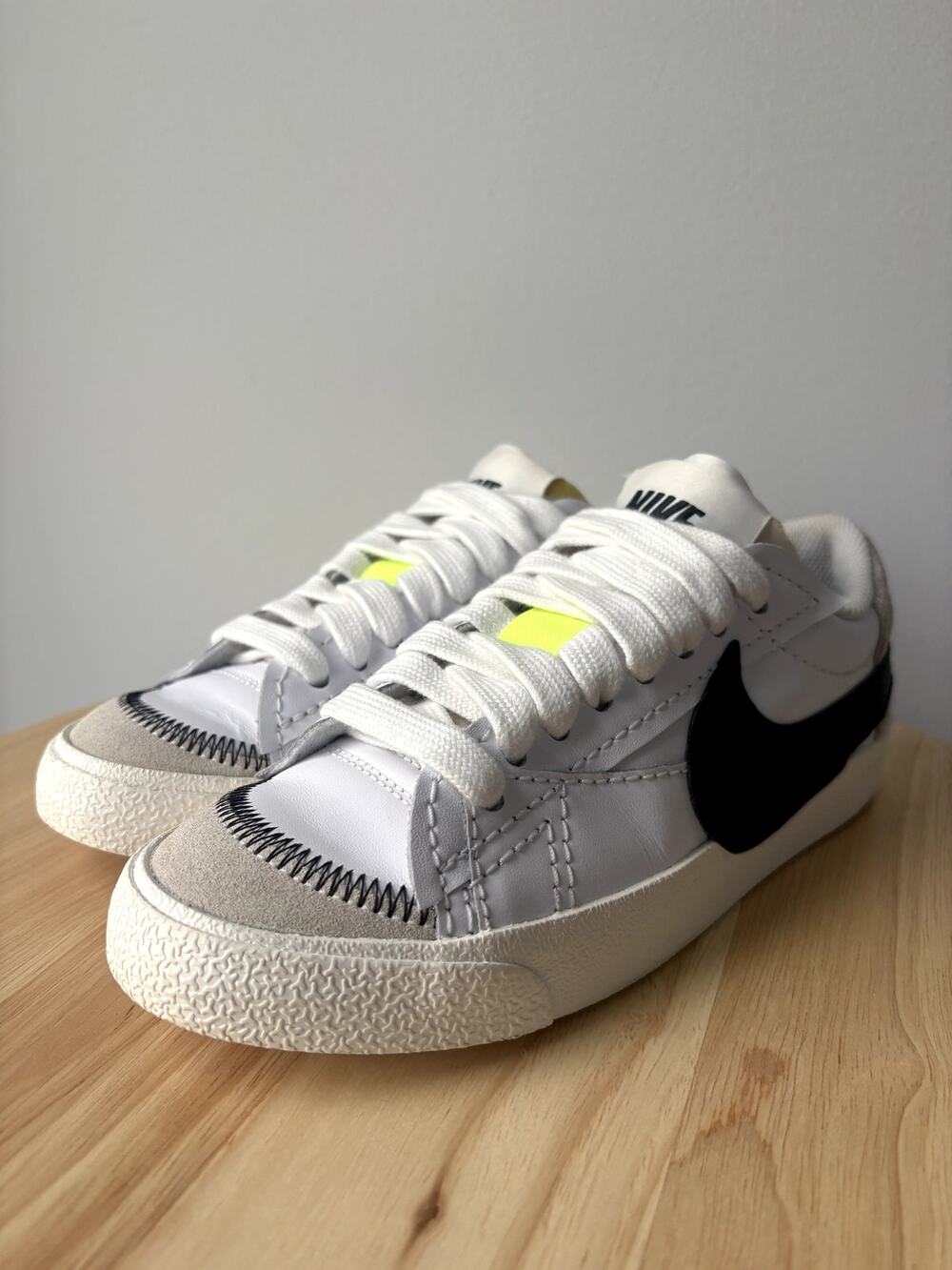Nike Blazer Low '77 Jumbo White Black Sail Sneakers DQ1470-101 Women's Size 6